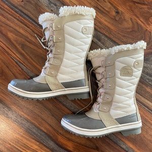 Sorel Tofino II Waterproof Snow Boot